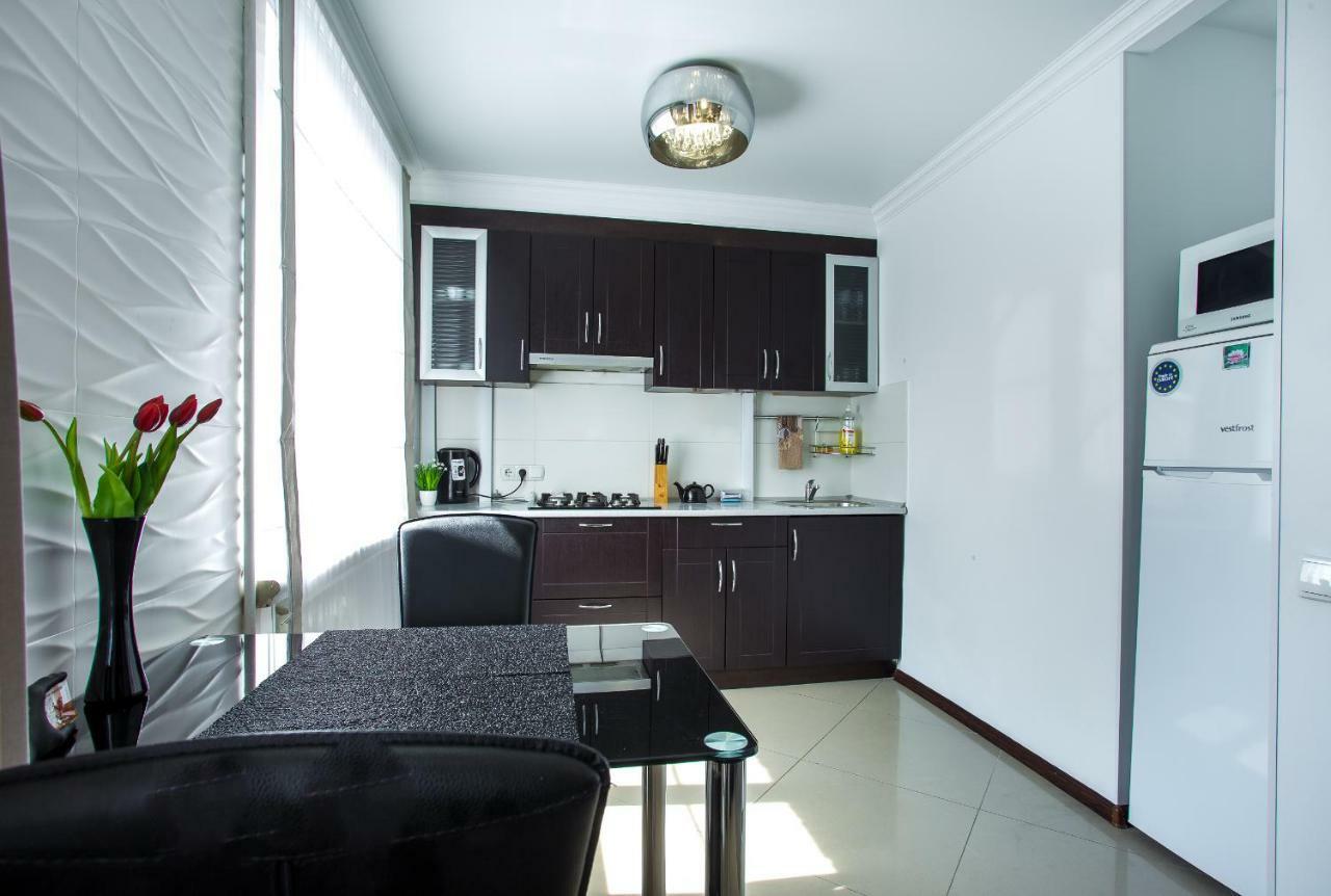 Lotos For You Apartments Mykolaiv Exterior foto